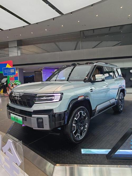 东莞262比亚迪方程豹硬派越野的爆款，英菲尼迪35周年与你共成长